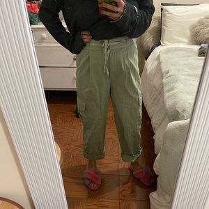 Aritzia green cargo pant - Wilfred Free Alamere Pant size 2
